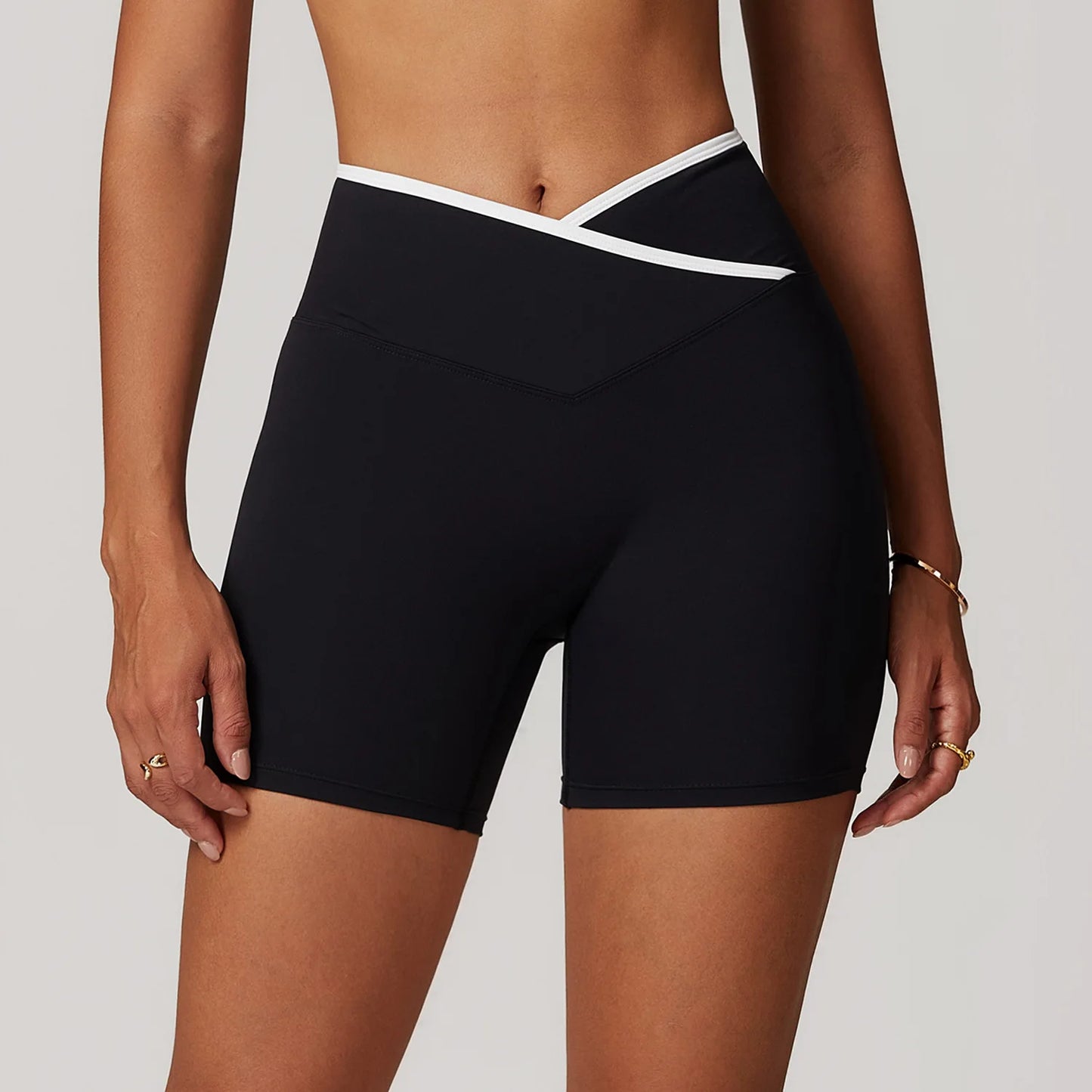 V-shaped Waist Shorts